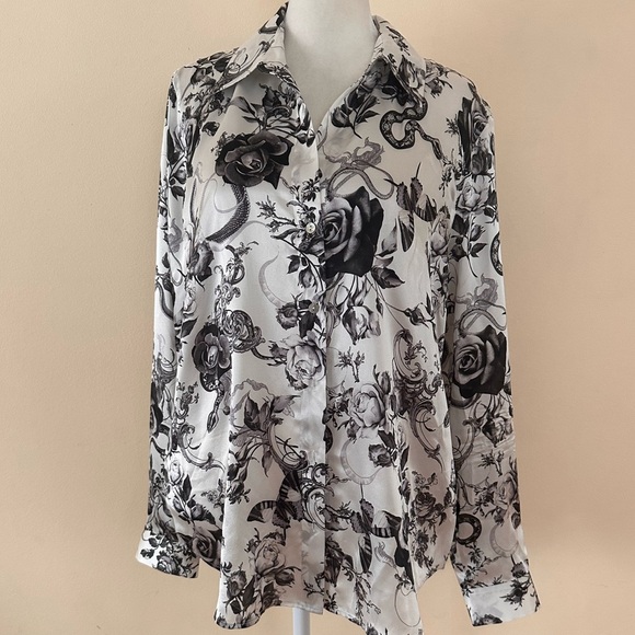 L'AGENCE Tyler Floral Print Woven Silk Shirt - Picture 5 of 12
